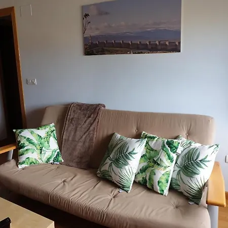 Apartamento Muralla De Avila 아파트